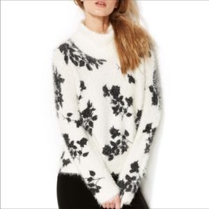 Vince Camuto fuzzy floral black & white sweater Size M
